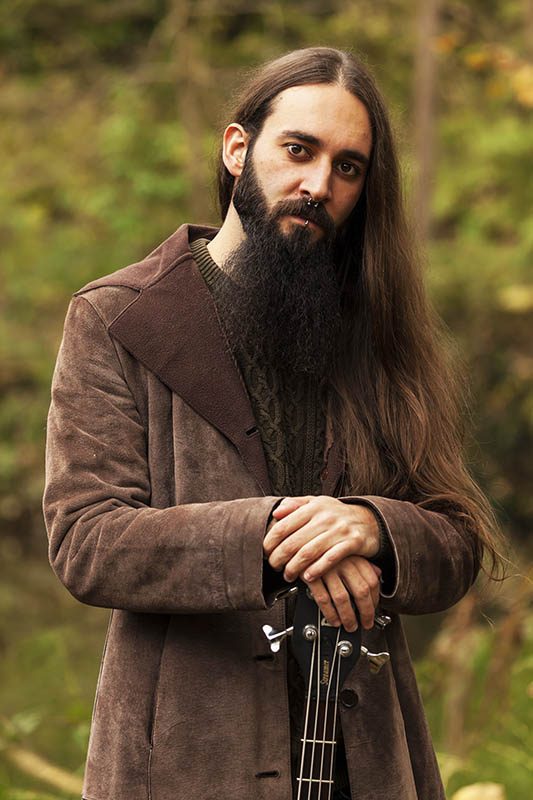 Pablo, bajista del grupo Guieldu