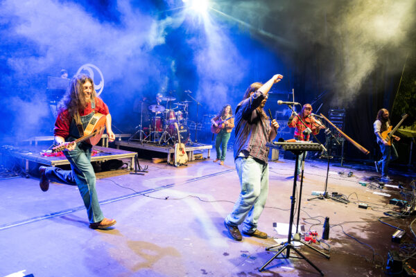Guieldu na Folixa na Primavera de Mieres 2025 3 Un momento del conciertu Guieldu na Folixa 2025
